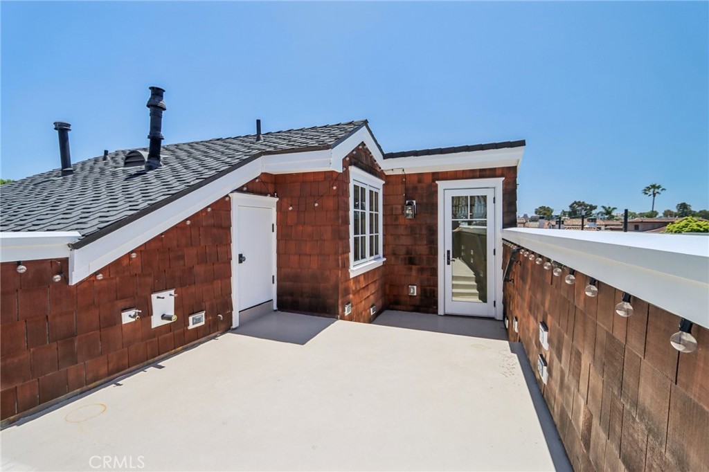 611 Marigold Avenue #B