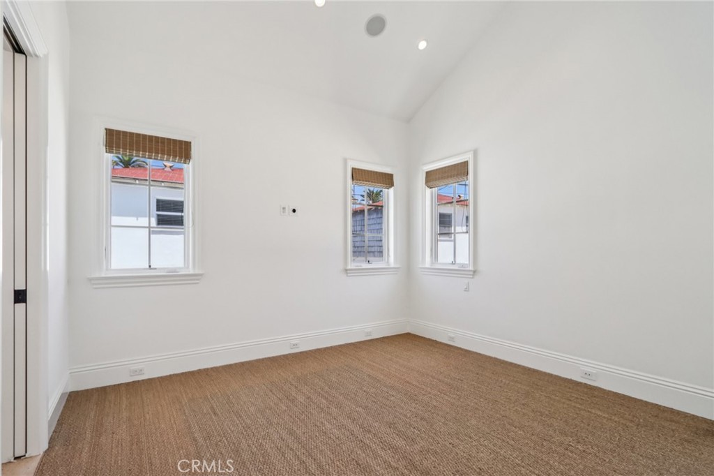 611 Marigold Avenue #B