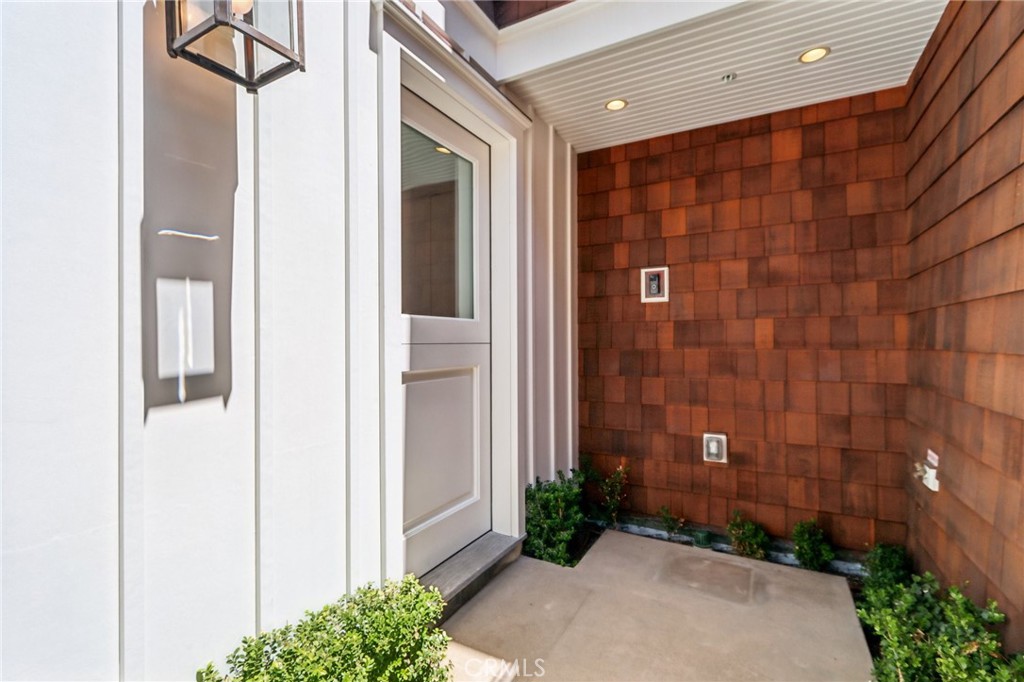 611 Marigold Avenue #B