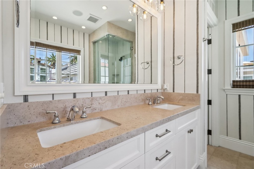 611 Marigold Avenue #B