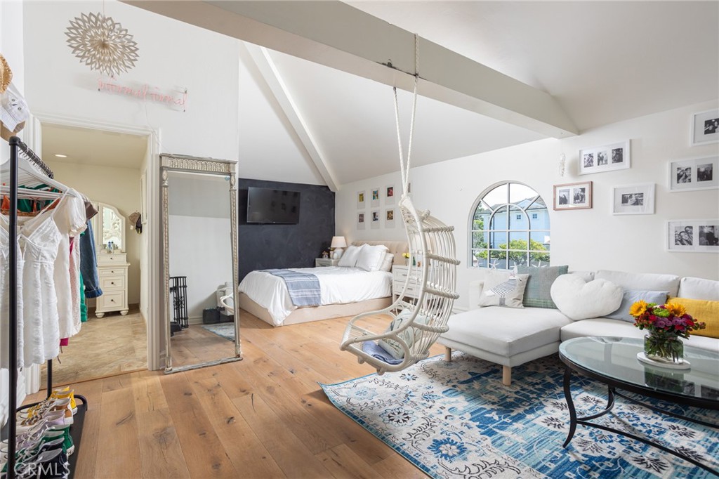 1615 Port Charles Place