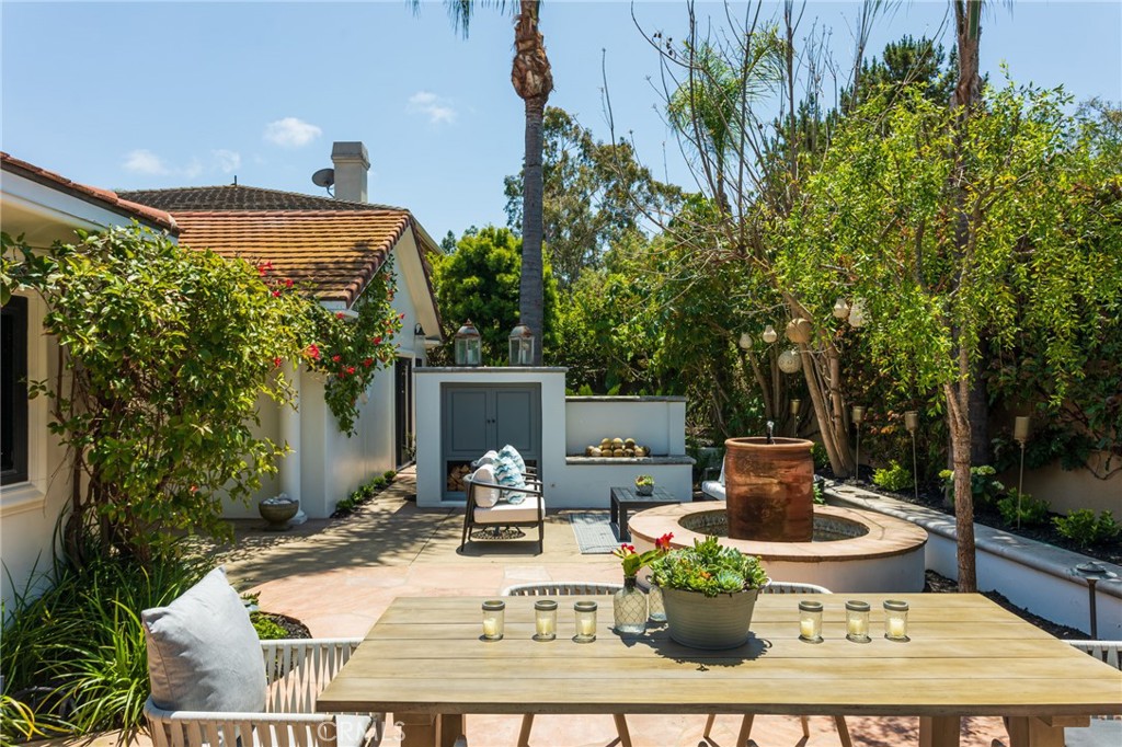 1615 Port Charles Place