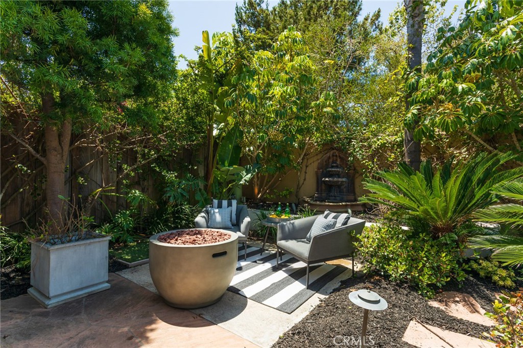 1615 Port Charles Place