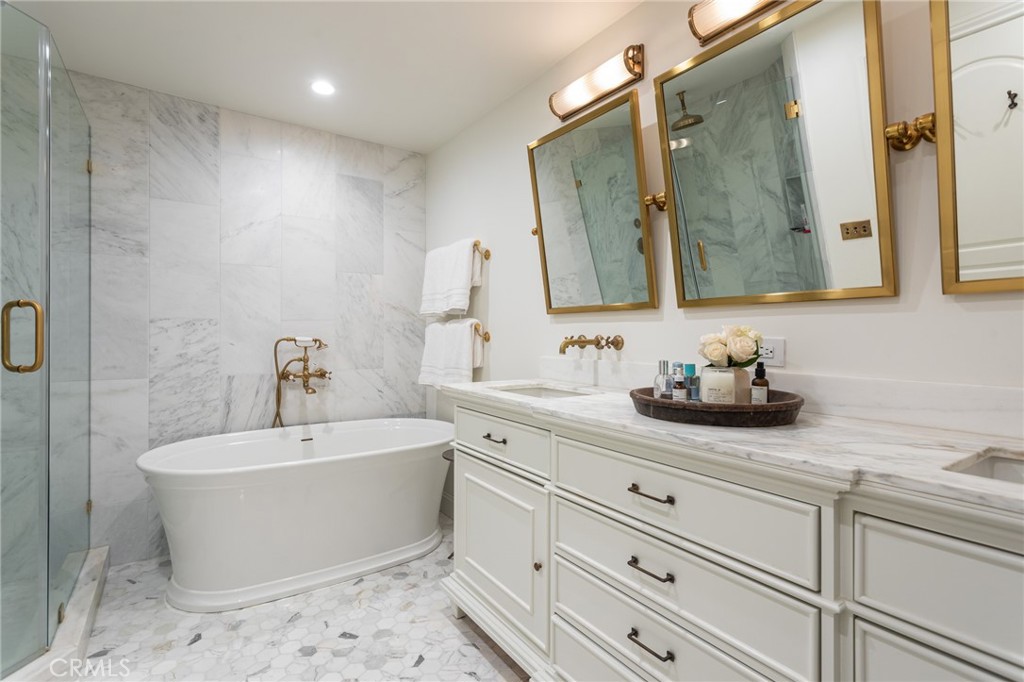 1615 Port Charles Place