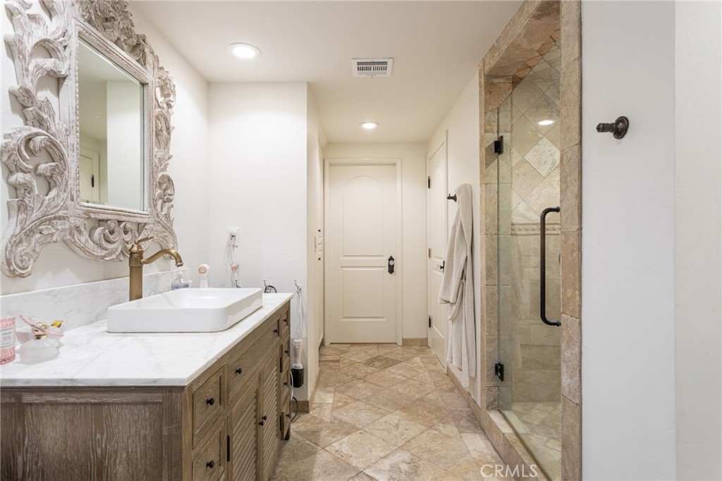 1615 Port Charles Place