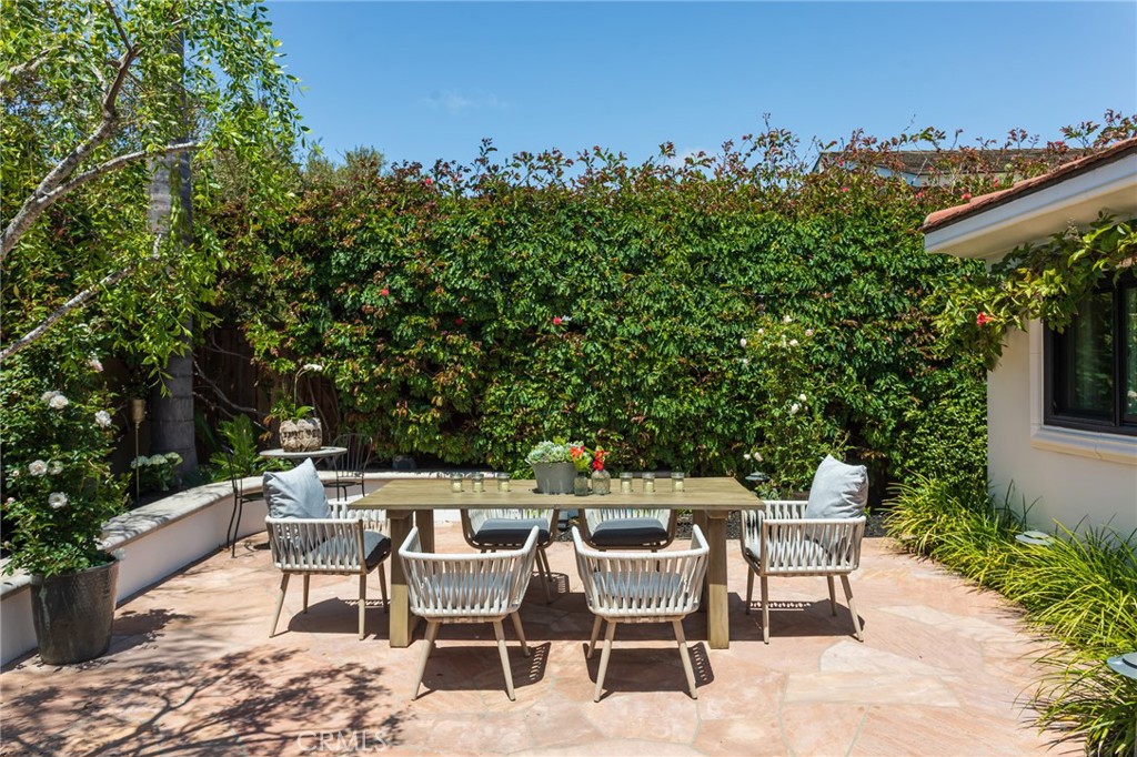 1615 Port Charles Place