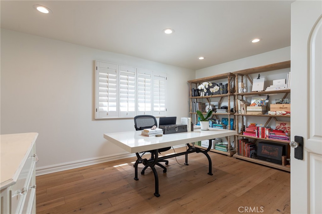 1615 Port Charles Place