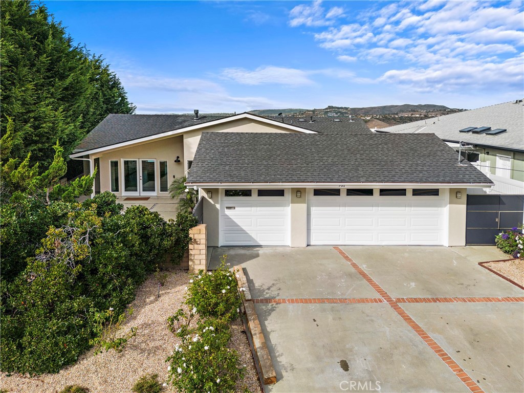 701 Avenida Presidio