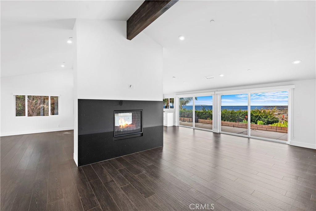 701 Avenida Presidio