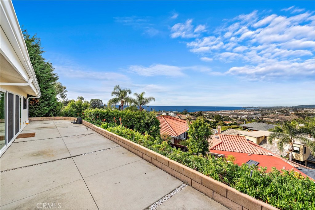 701 Avenida Presidio