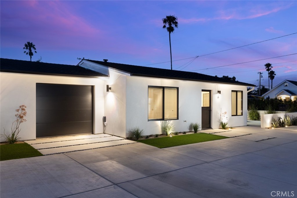 273 Costa Mesa Street A