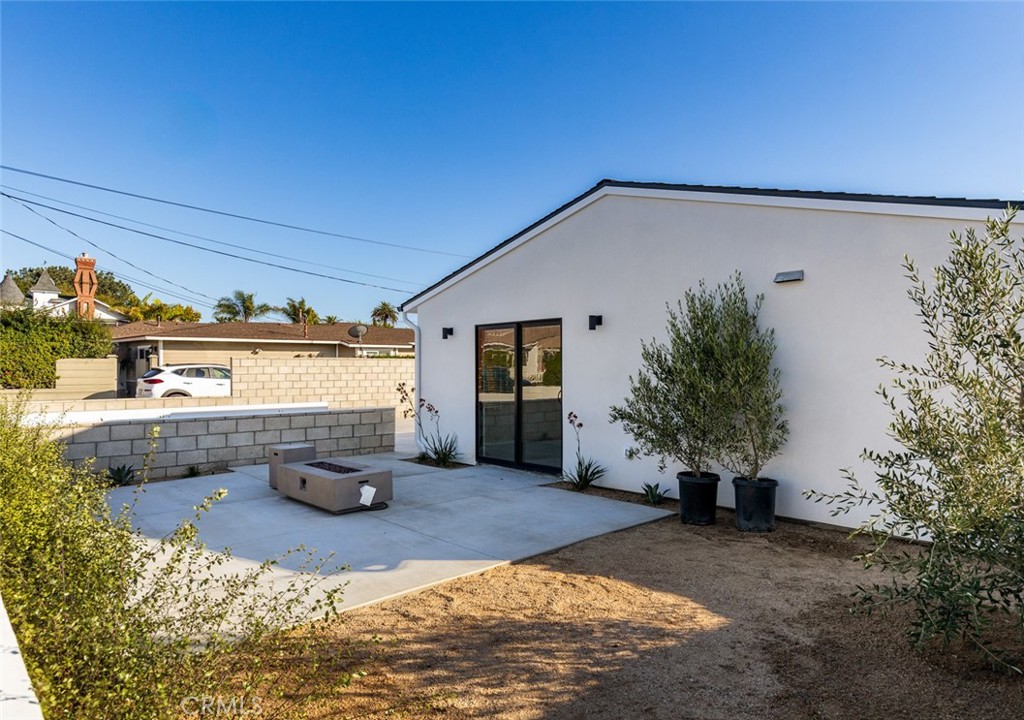 273 Costa Mesa Street A