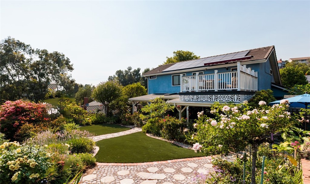 1522 Deerfoot Drive