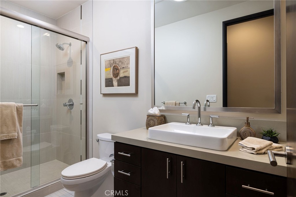 1430 Dolphin Terrace