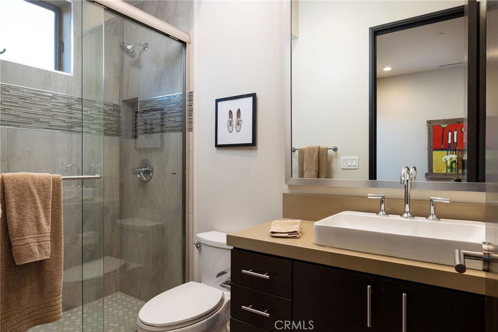 1430 Dolphin Terrace