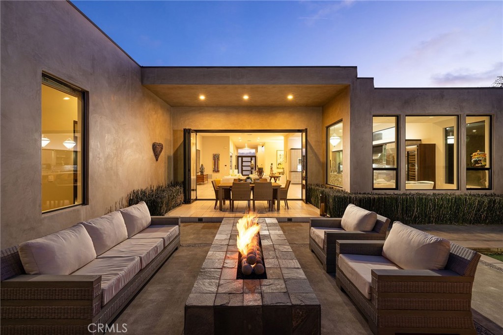 1430 Dolphin Terrace