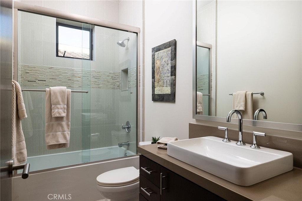 1430 Dolphin Terrace