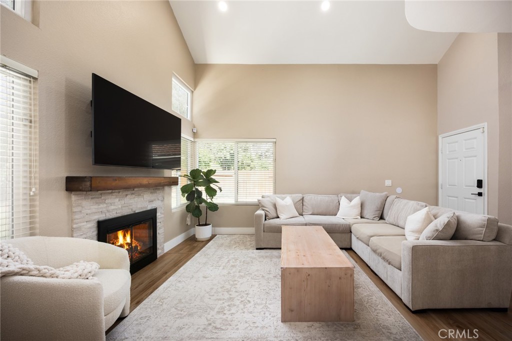 3043 Oaktrail