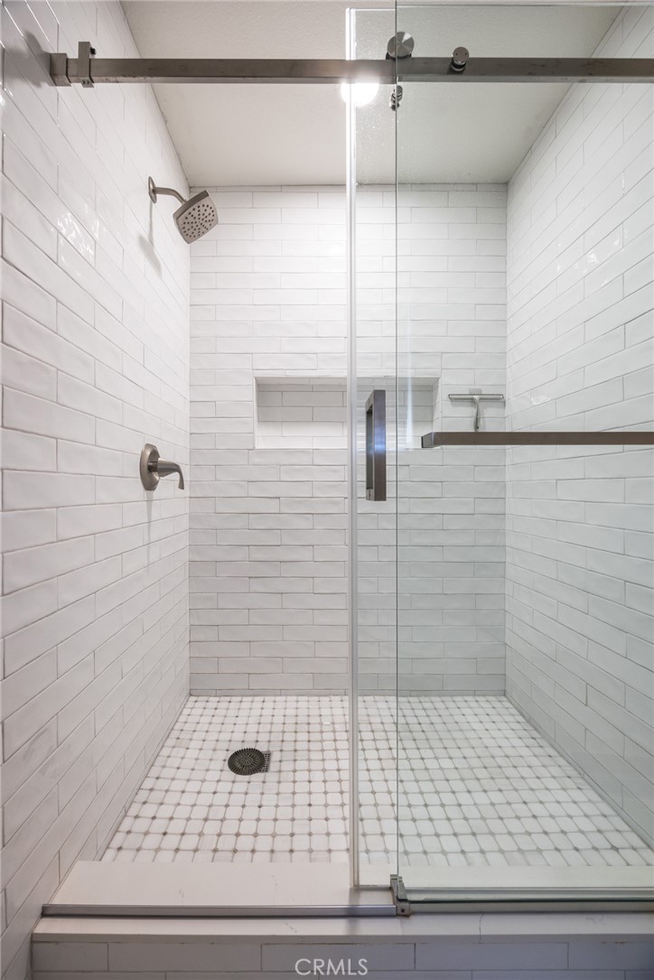3043 Oaktrail
