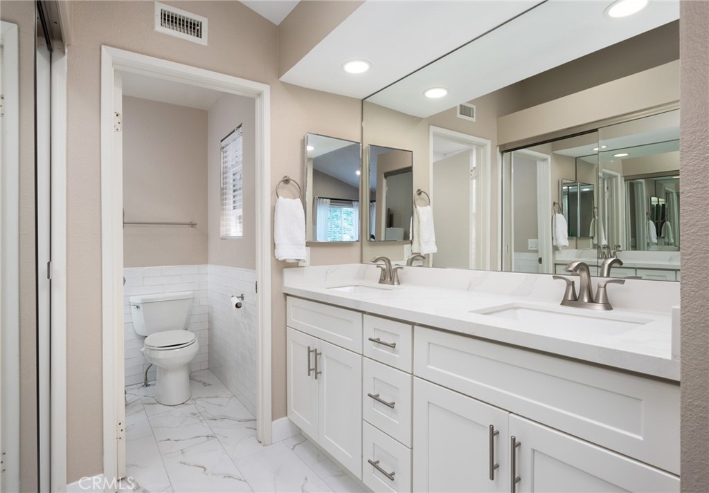 3043 Oaktrail
