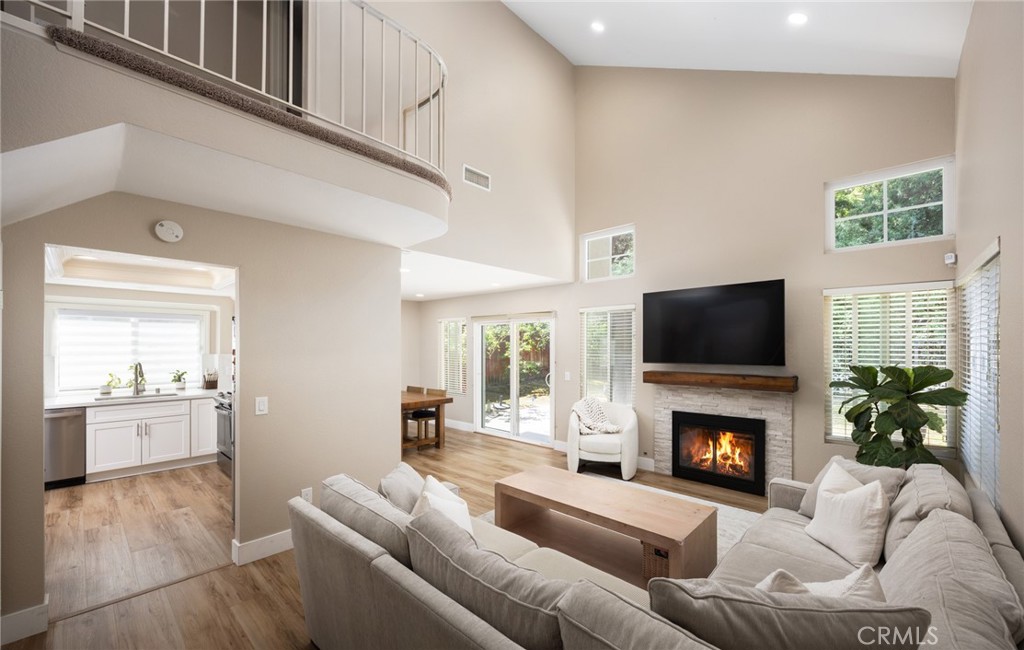 3043 Oaktrail