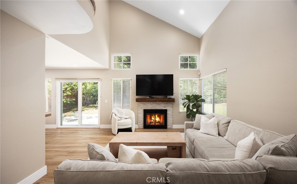 3043 Oaktrail