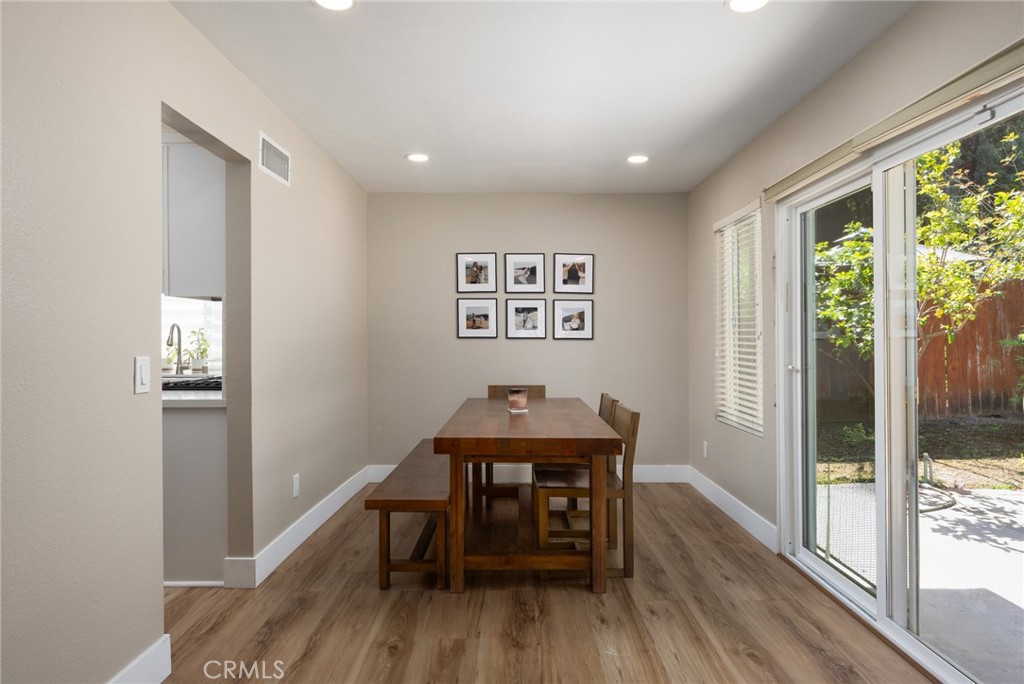 3043 Oaktrail