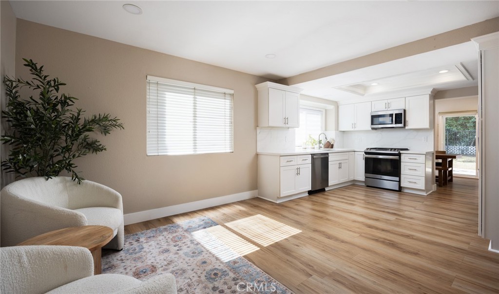 3043 Oaktrail