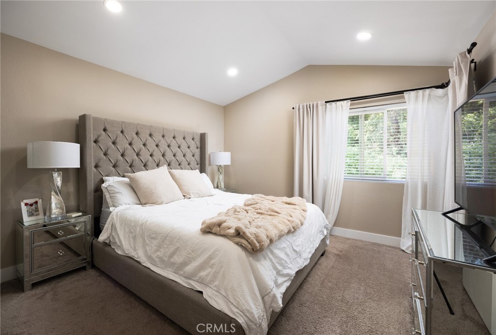 3043 Oaktrail