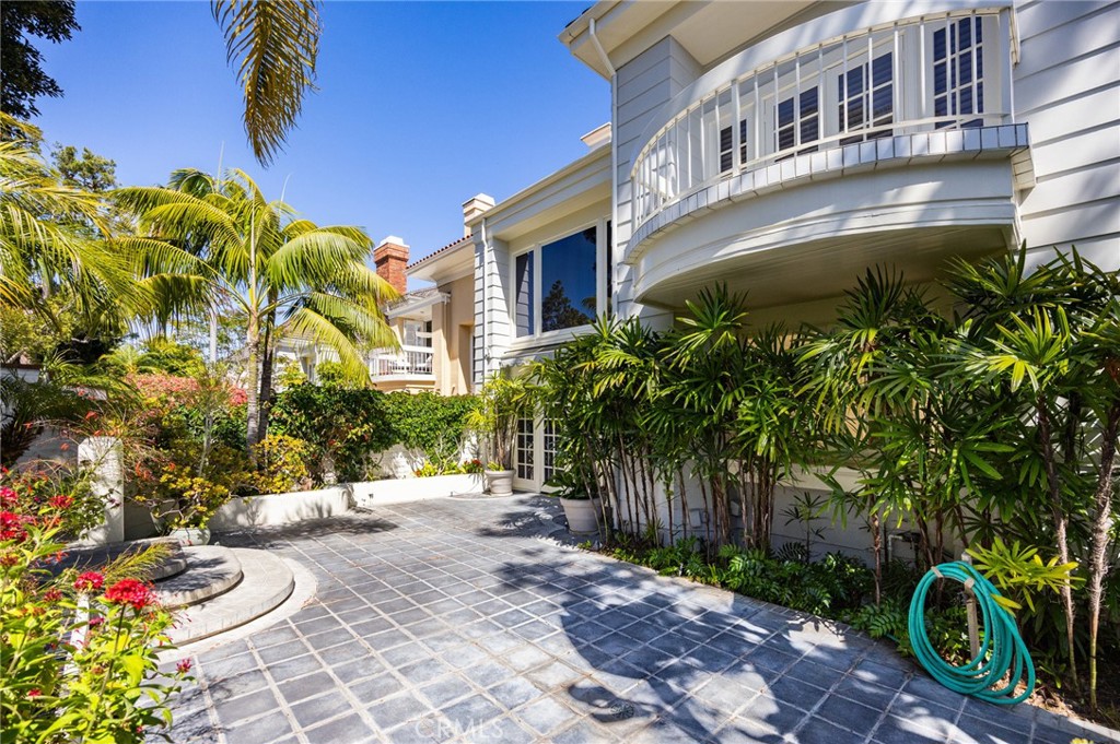 2 Chatham Court