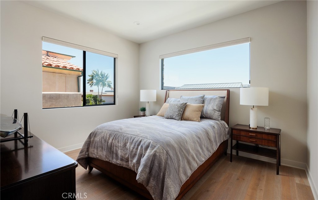 1430 Dolphin Terrace