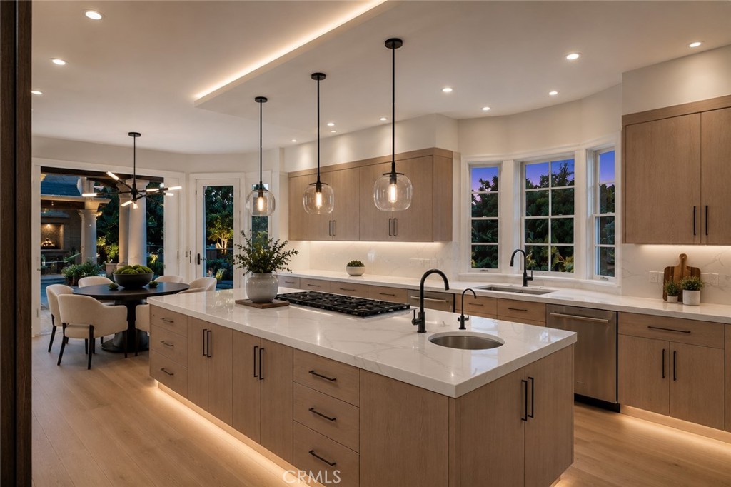 3 Weybridge Court