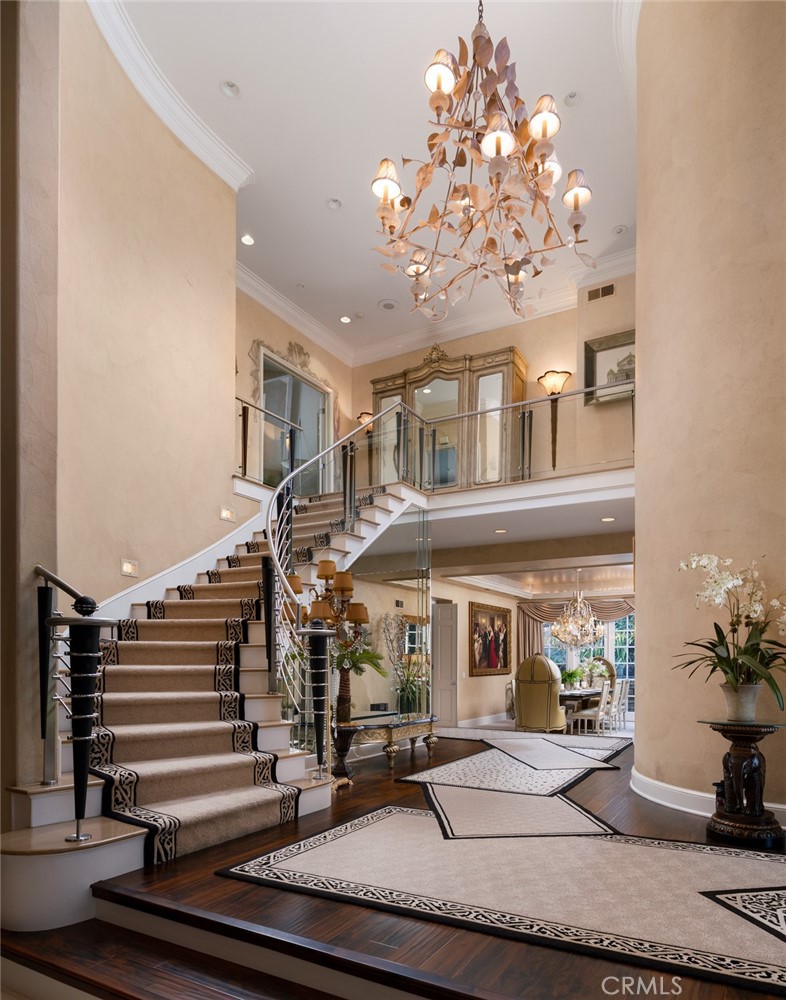 3 Weybridge Court