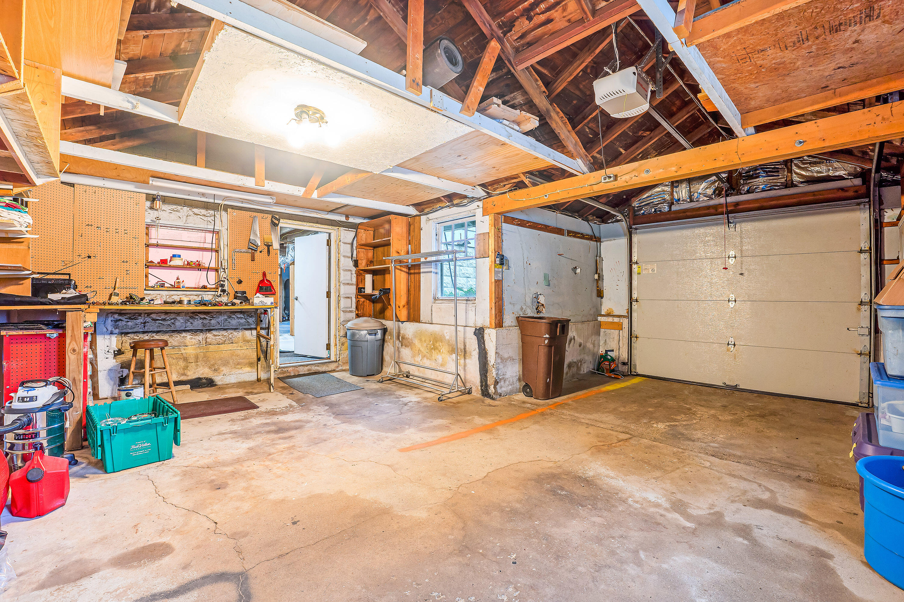 1059 High Street