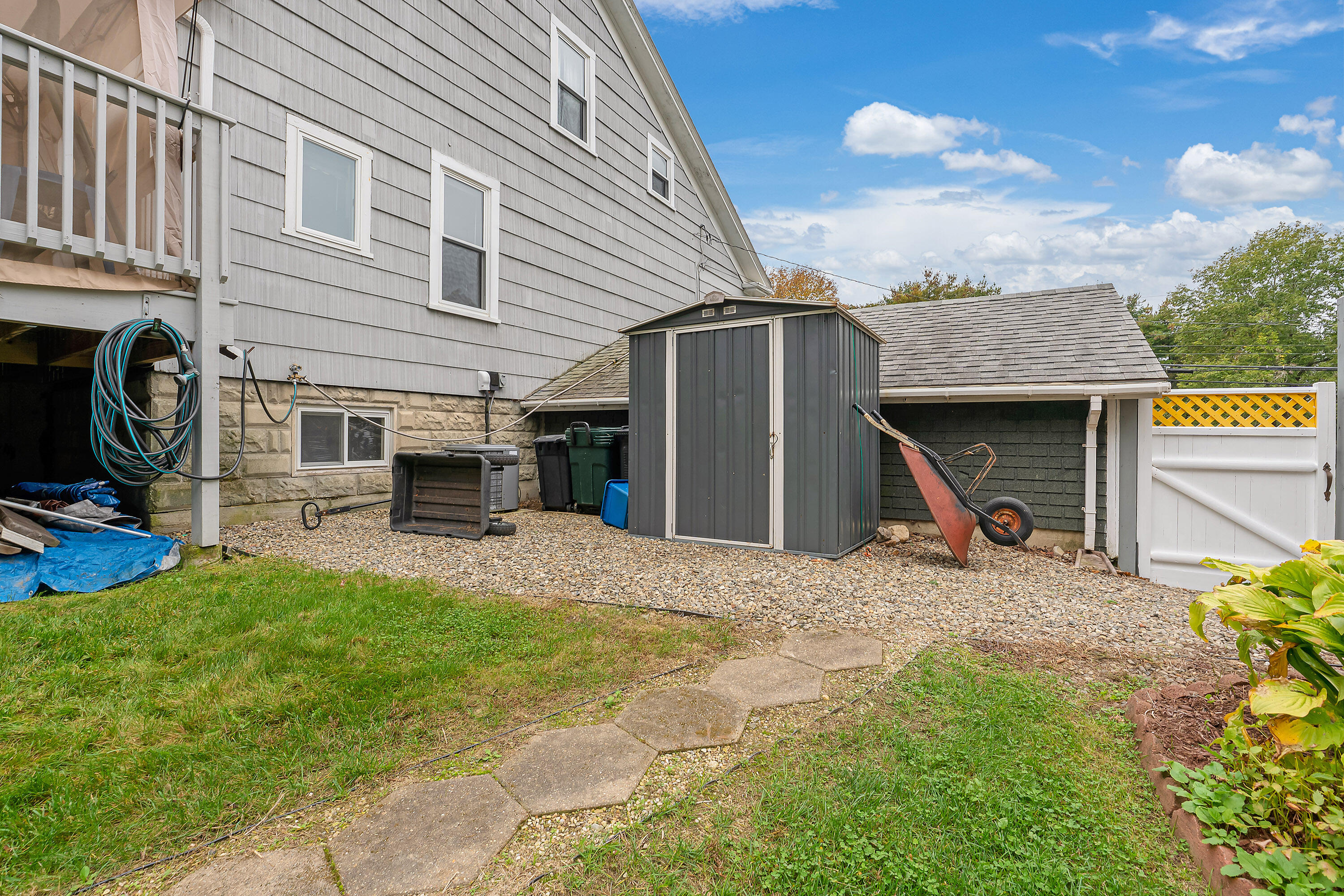 1059 High Street