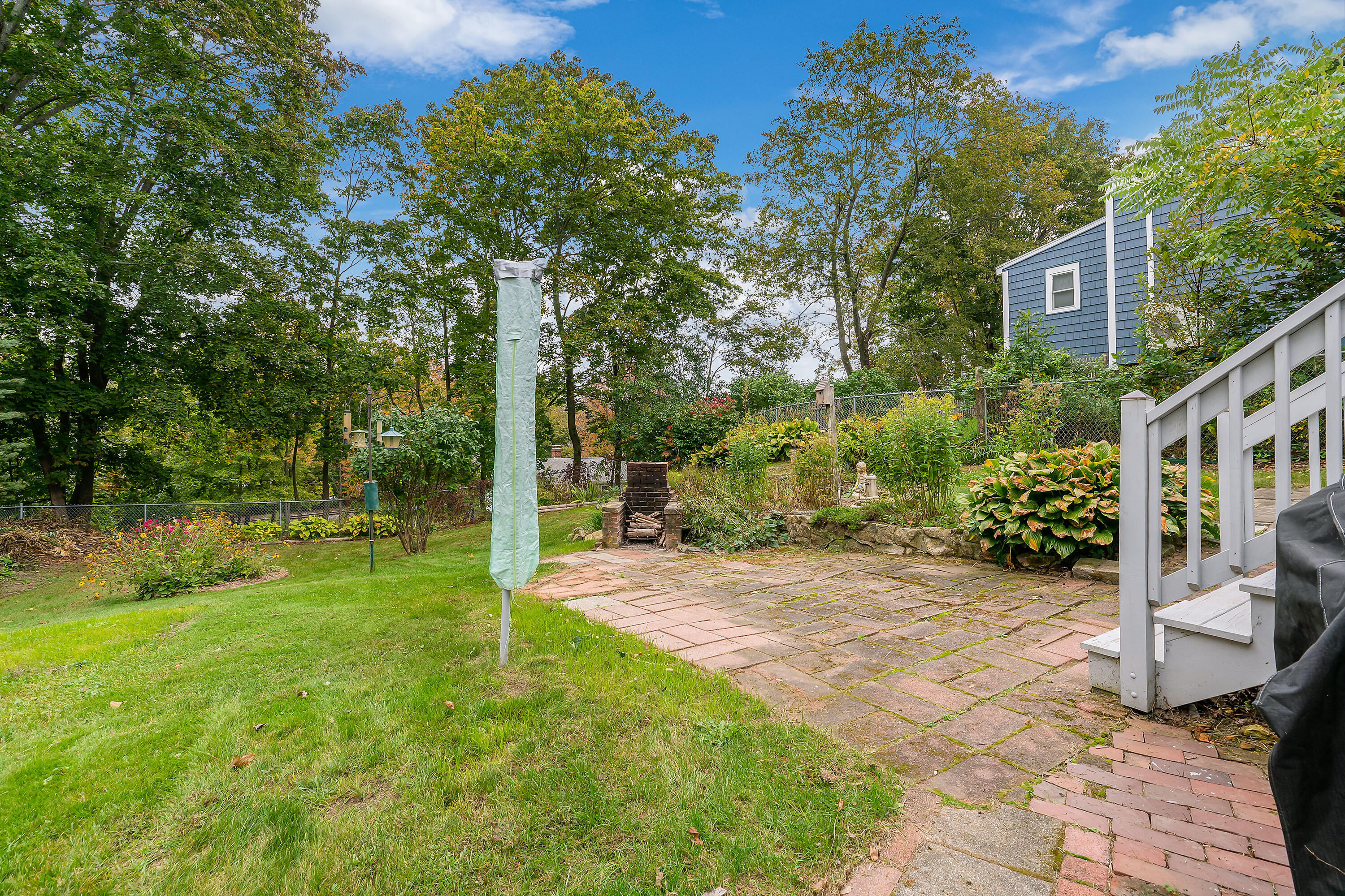 1059 High Street