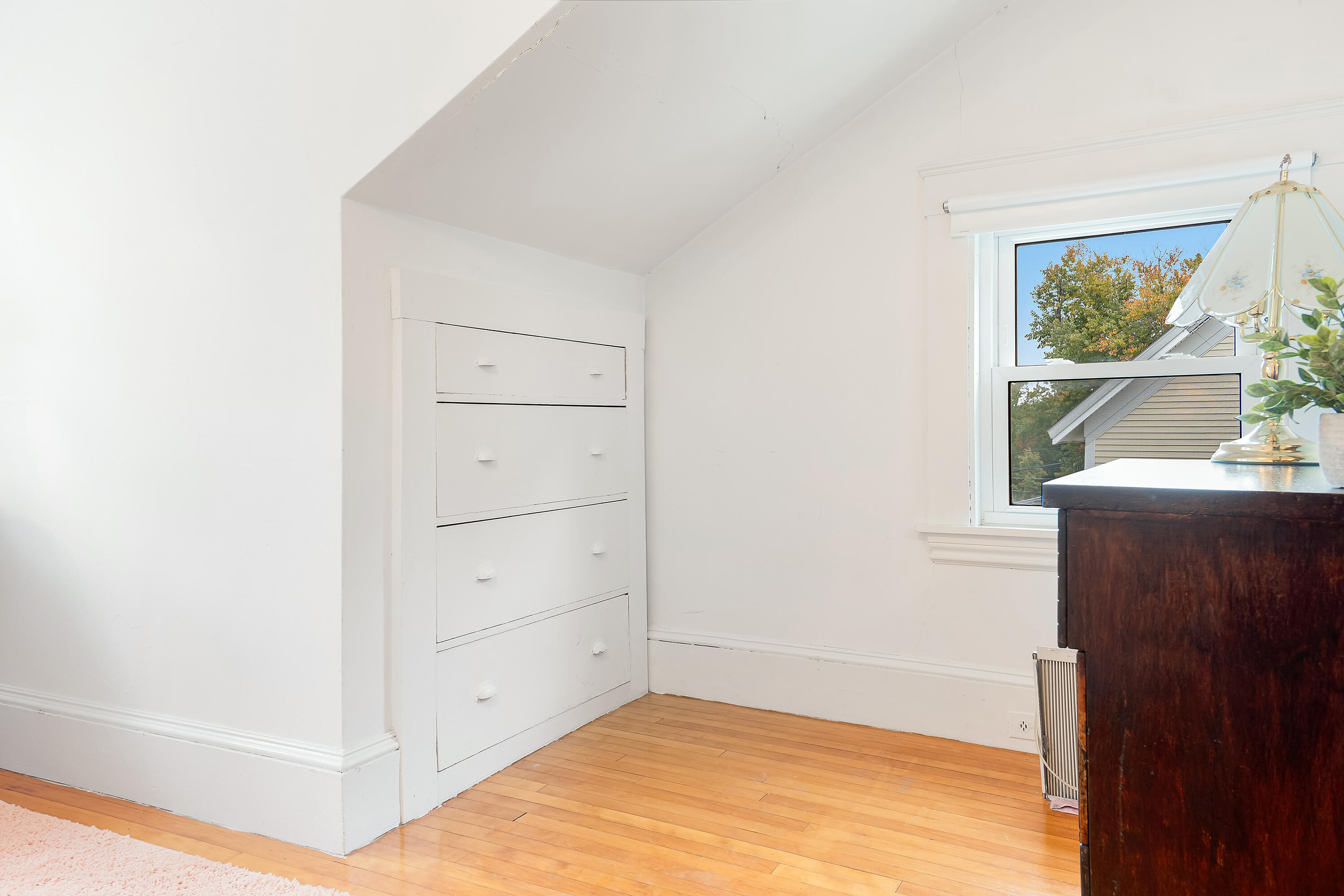 1059 High Street