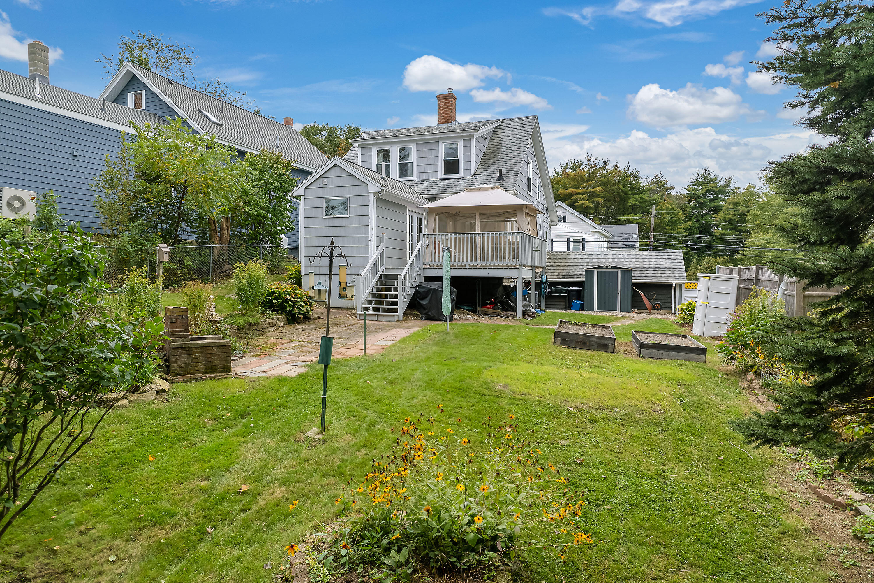 1059 High Street