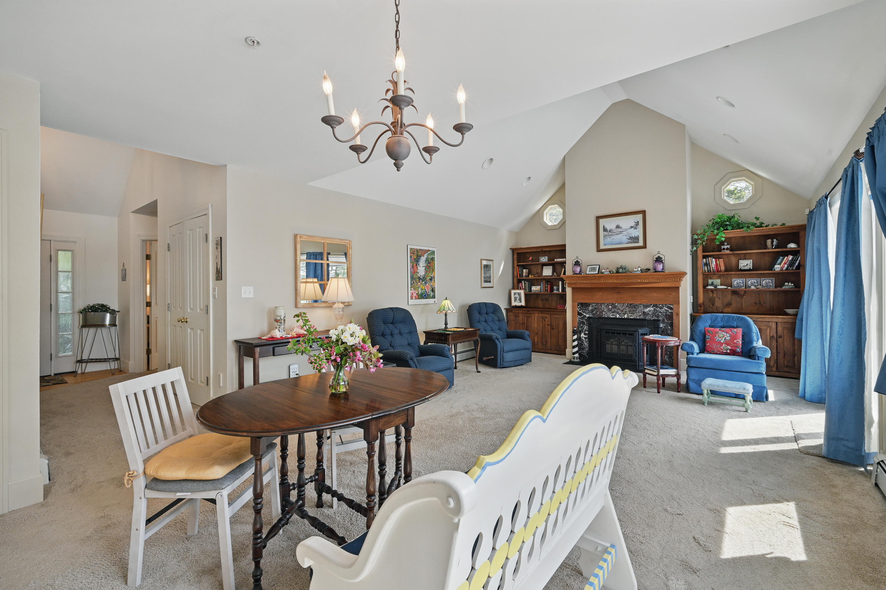 20 Eagle Point Road
