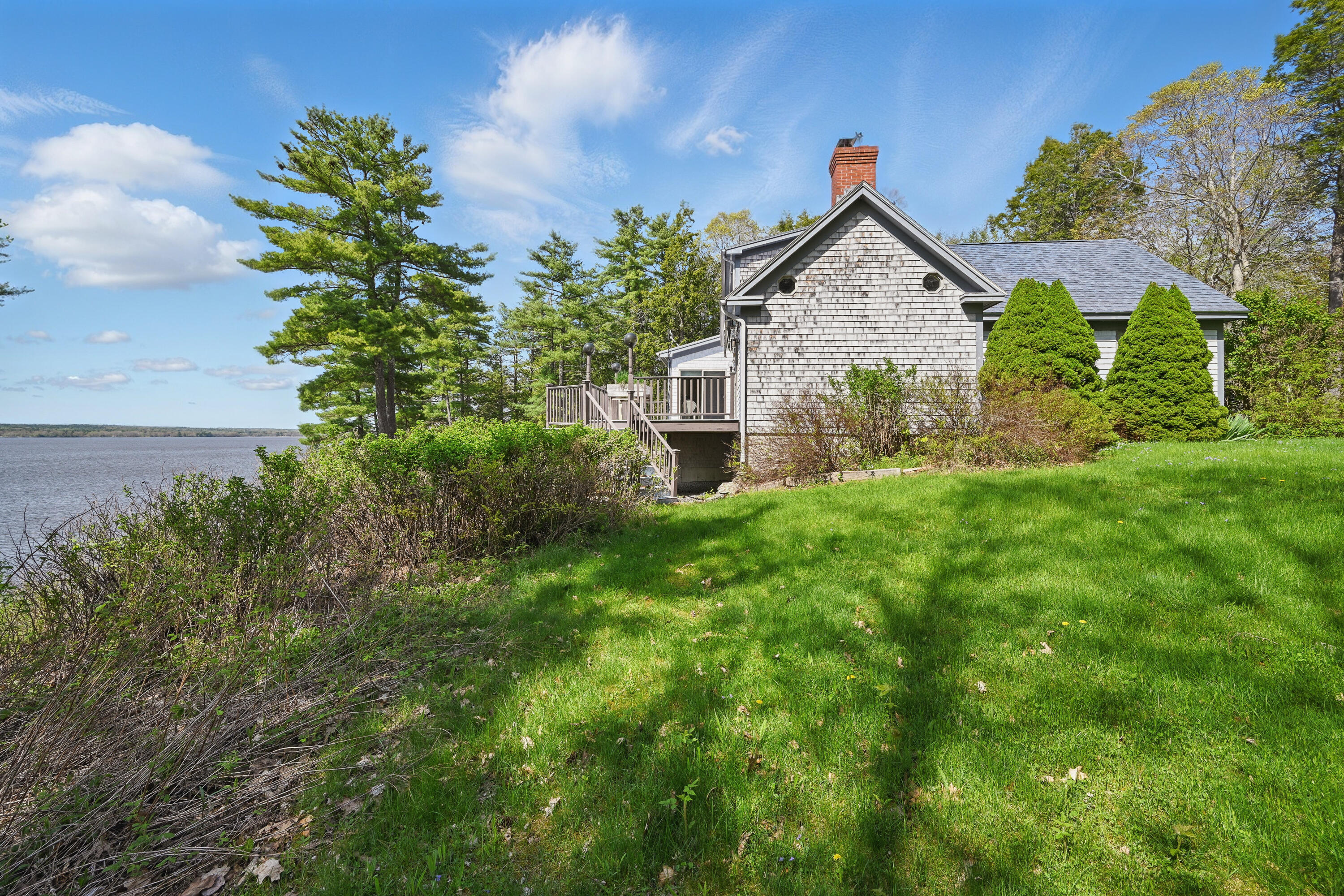 20 Eagle Point Road