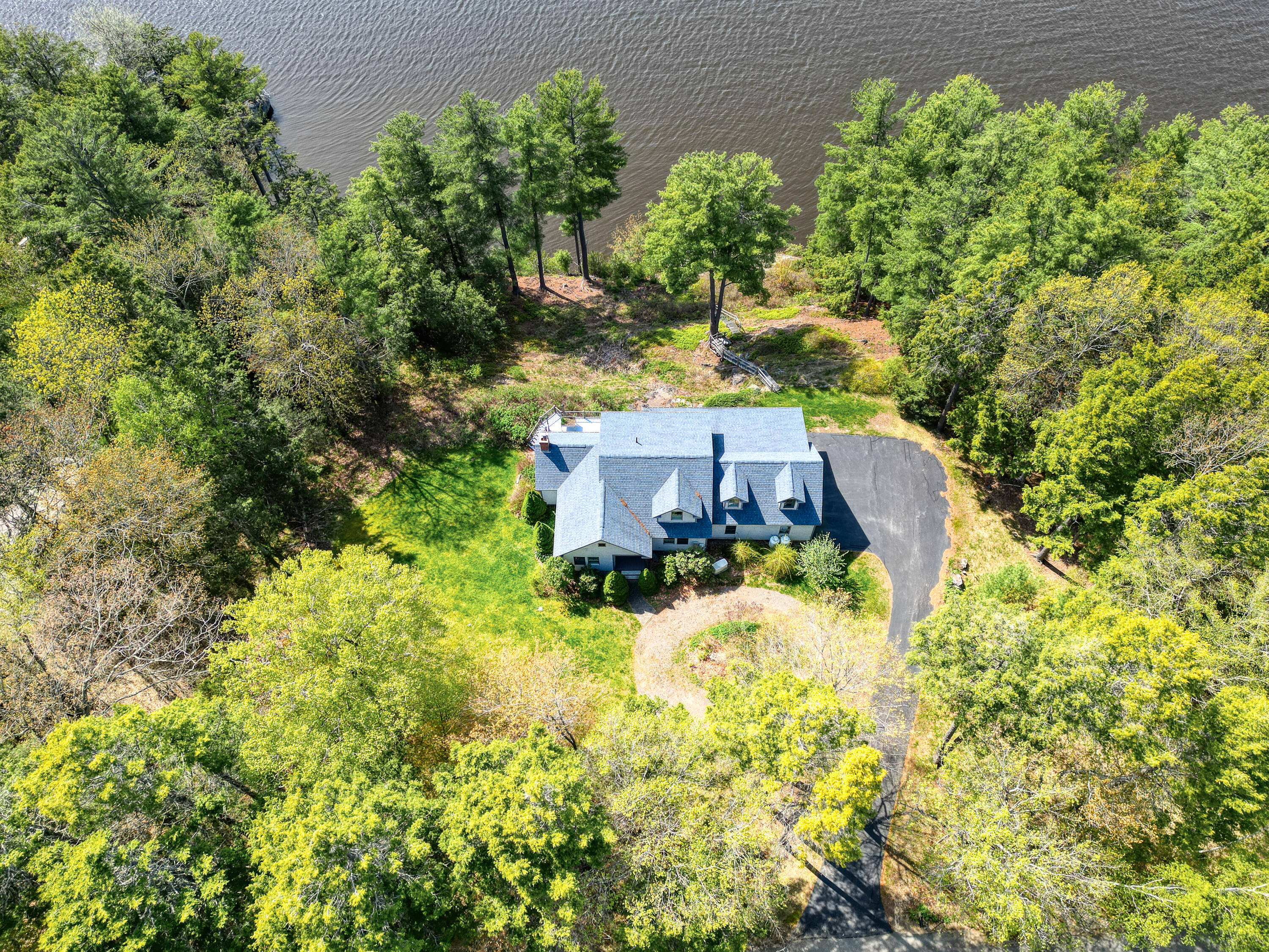 20 Eagle Point Road