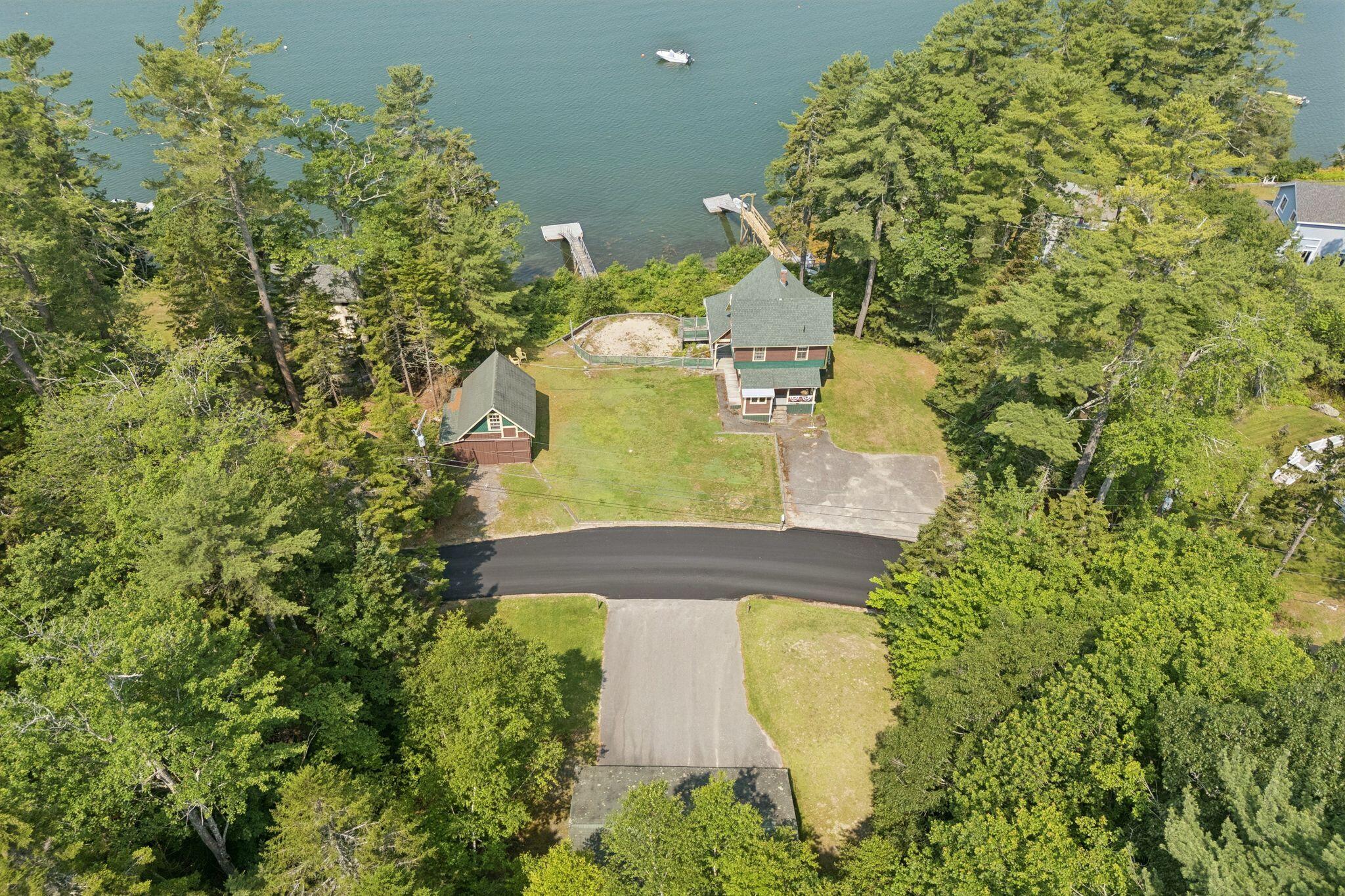 33 Houghton Pond Road