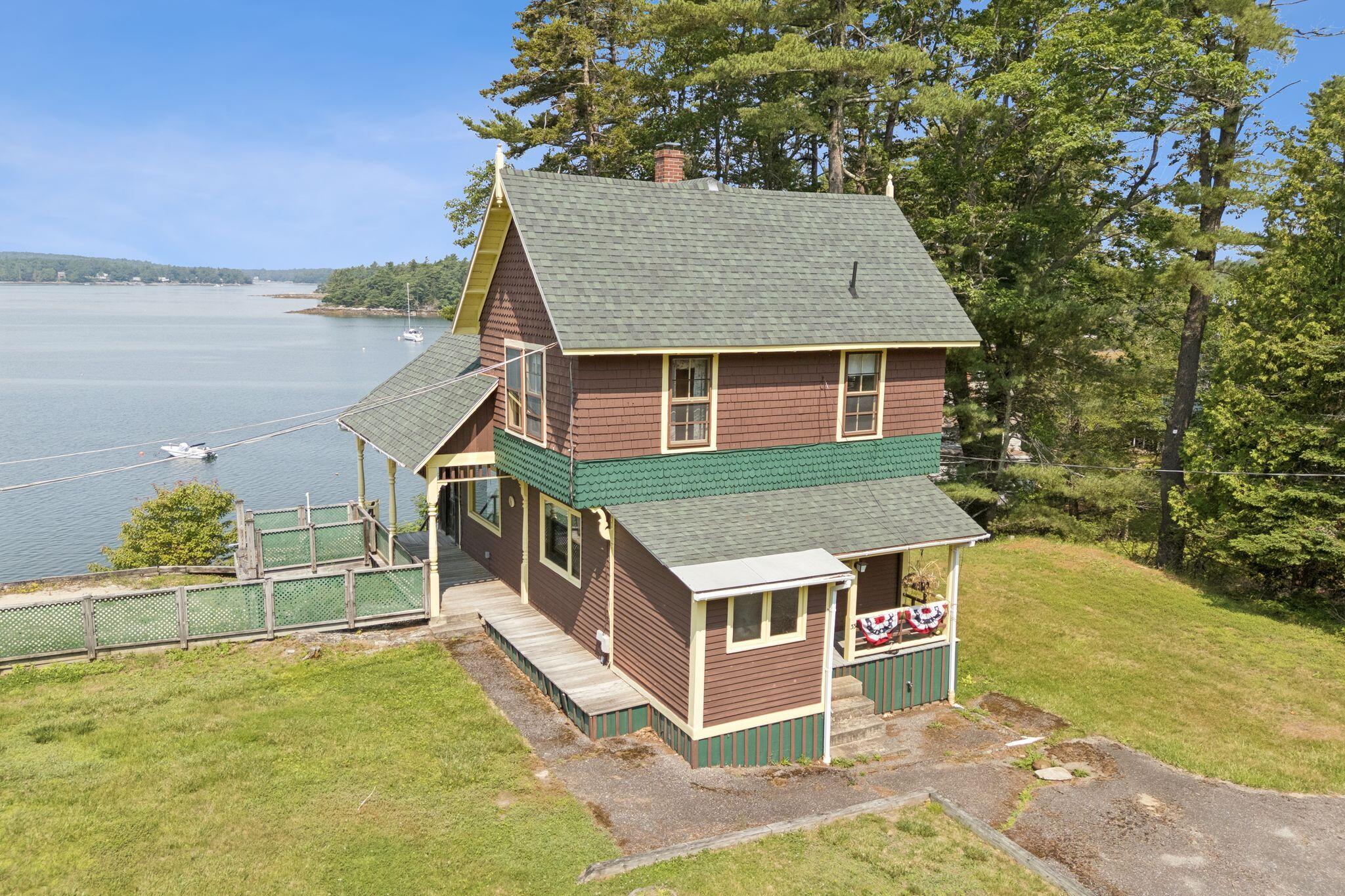 33 Houghton Pond Road