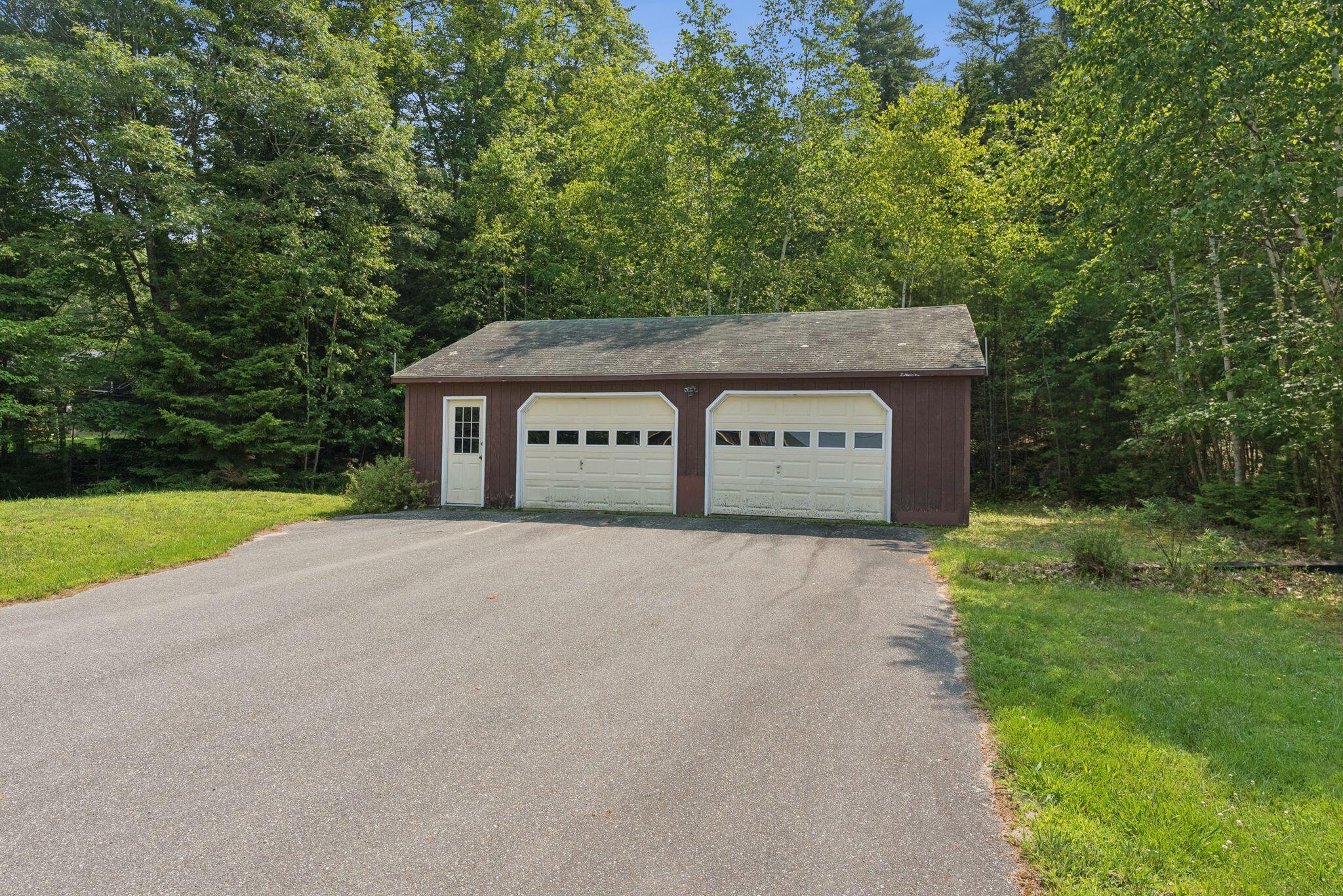 33 Houghton Pond Road