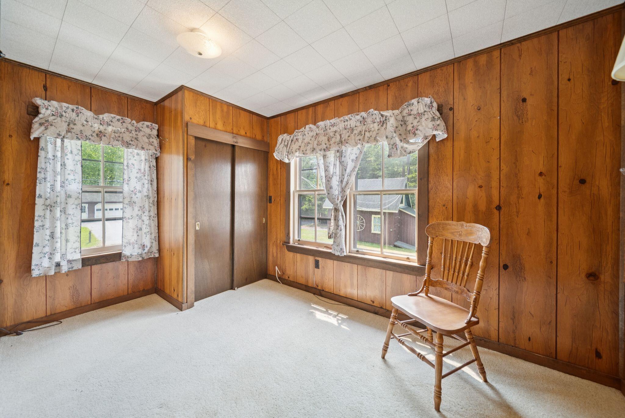 33 Houghton Pond Road