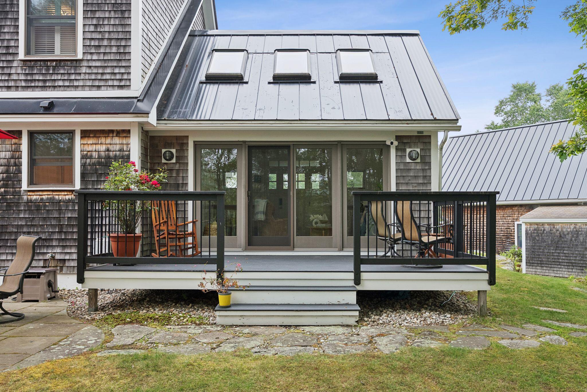 41 Beaver Lodge Lane