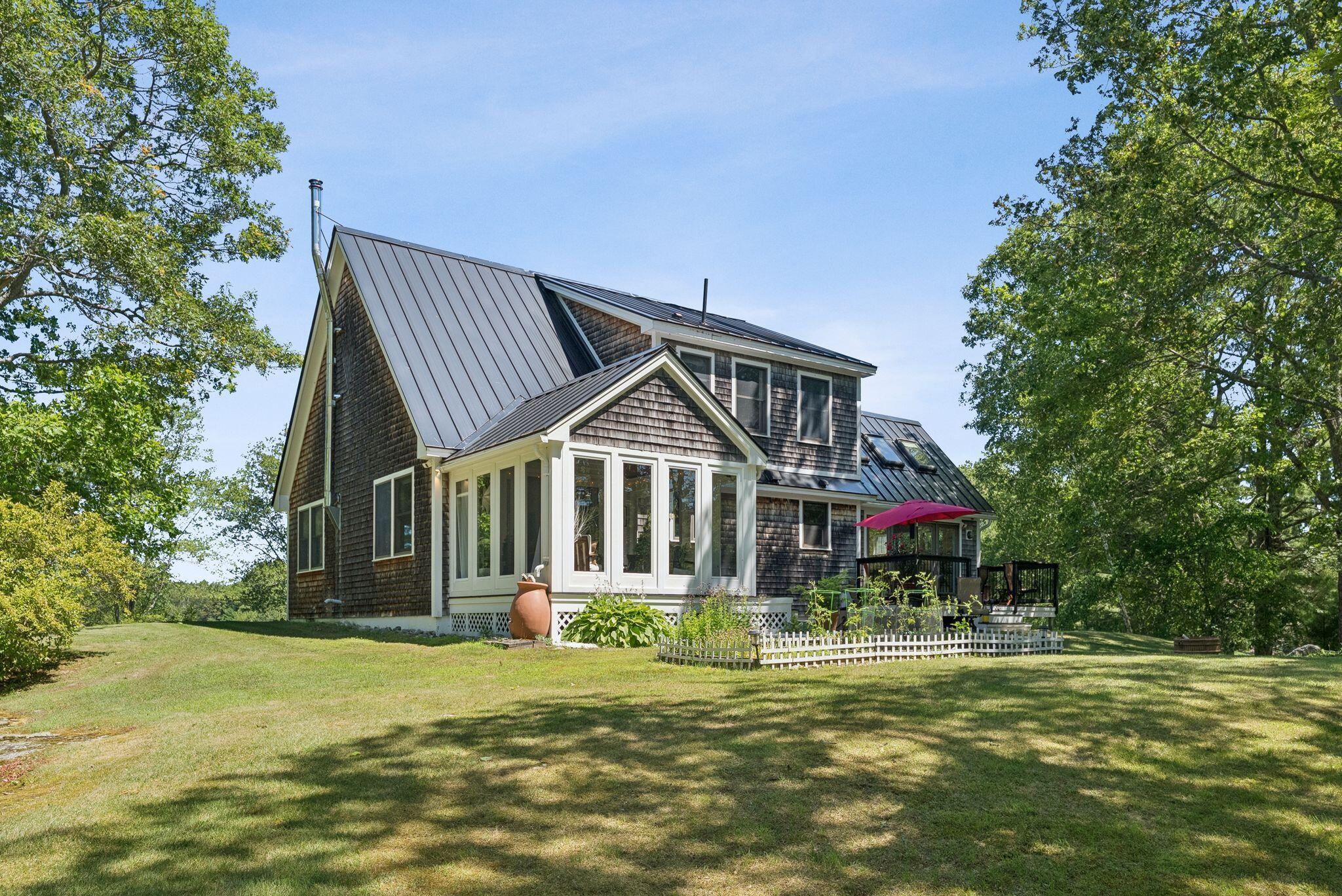 41 Beaver Lodge Lane