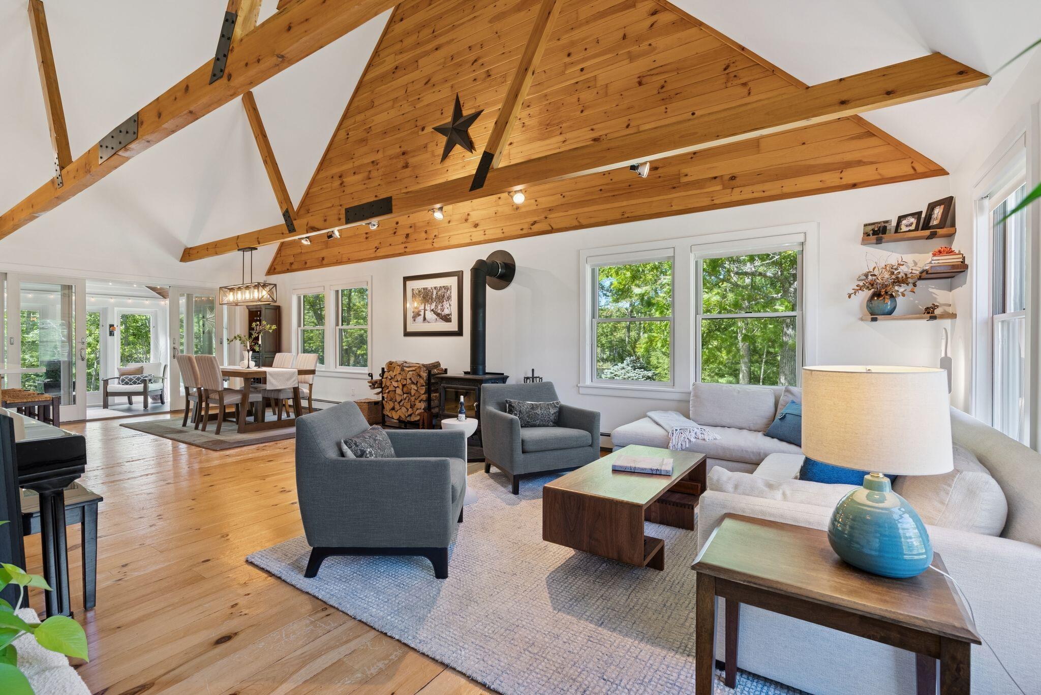41 Beaver Lodge Lane