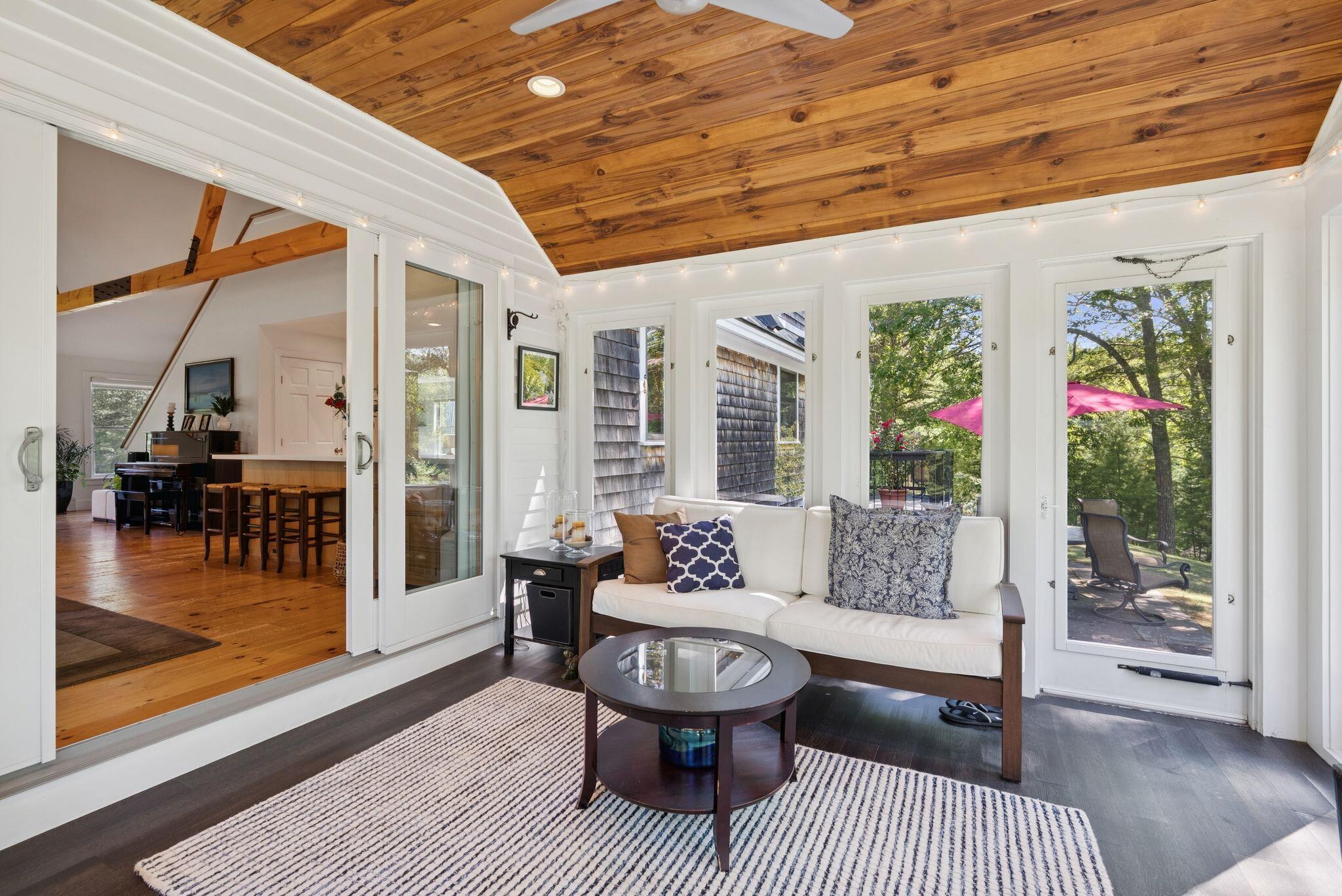 41 Beaver Lodge Lane