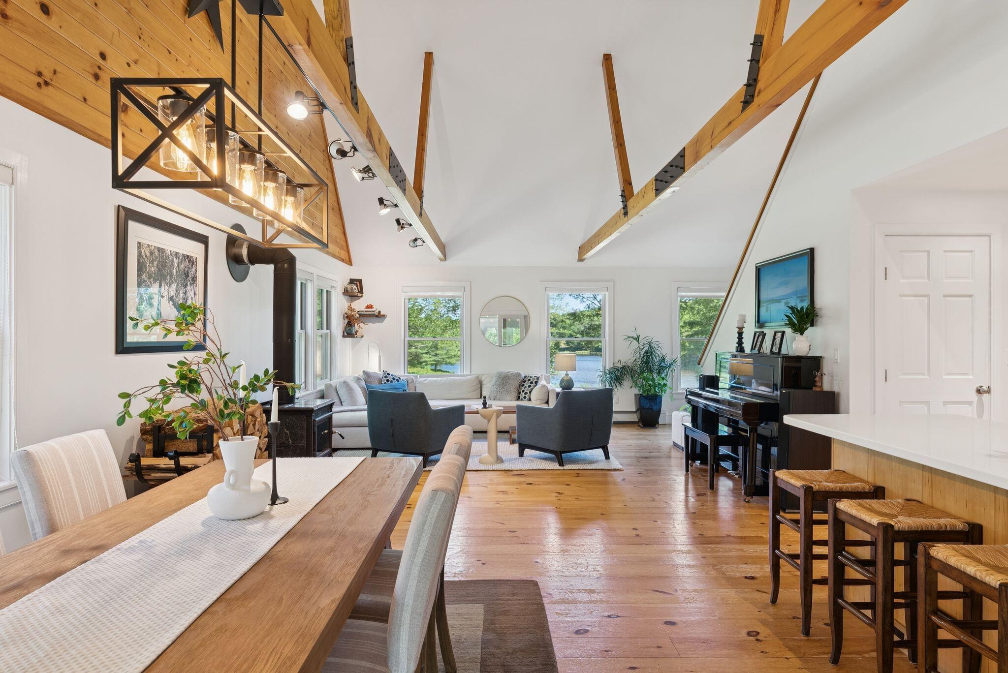 41 Beaver Lodge Lane